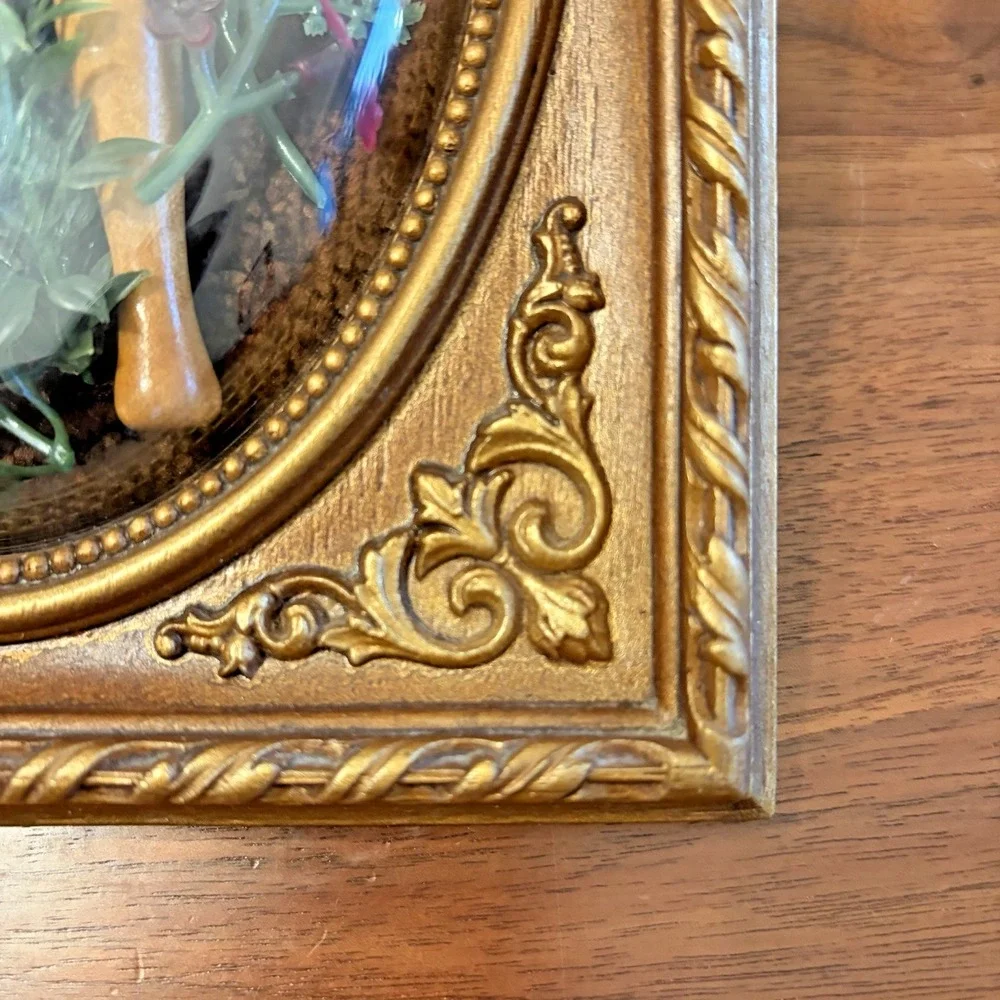 Vintage Picture Frame Gold Faux Wood Baroque Victorian Botanical Display